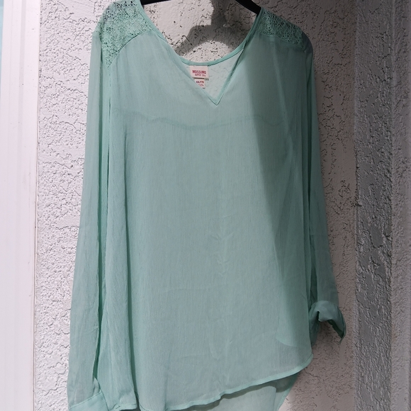 chiffon Blouse By mossimo w/ Matching Scarf As Gift. Both Mint Green - Picture 10 of 10